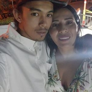 Meet your Posher, Consuelo